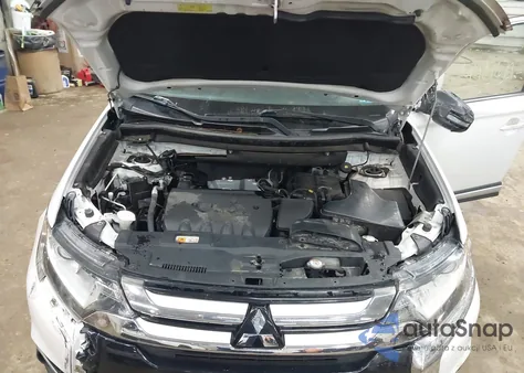 2017 Mitsubishi Outlander Se/Sel z USA, uszkodzony, nr VIN JA4AZ3A36HZ024115